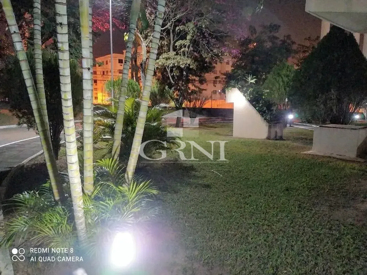 Apartamento sem mobília com 2 quartos e varanda — photo 19