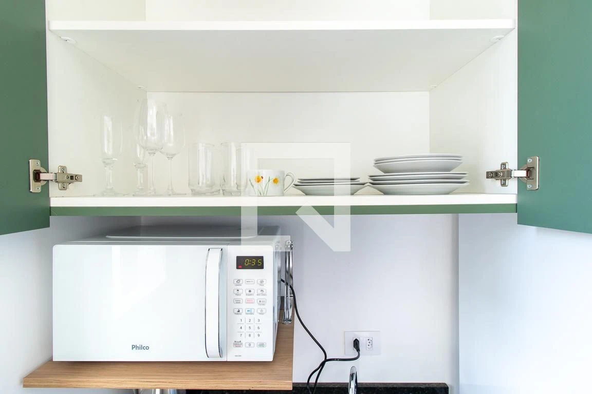 28 m² studio with a washing machine and a home office — photo 27