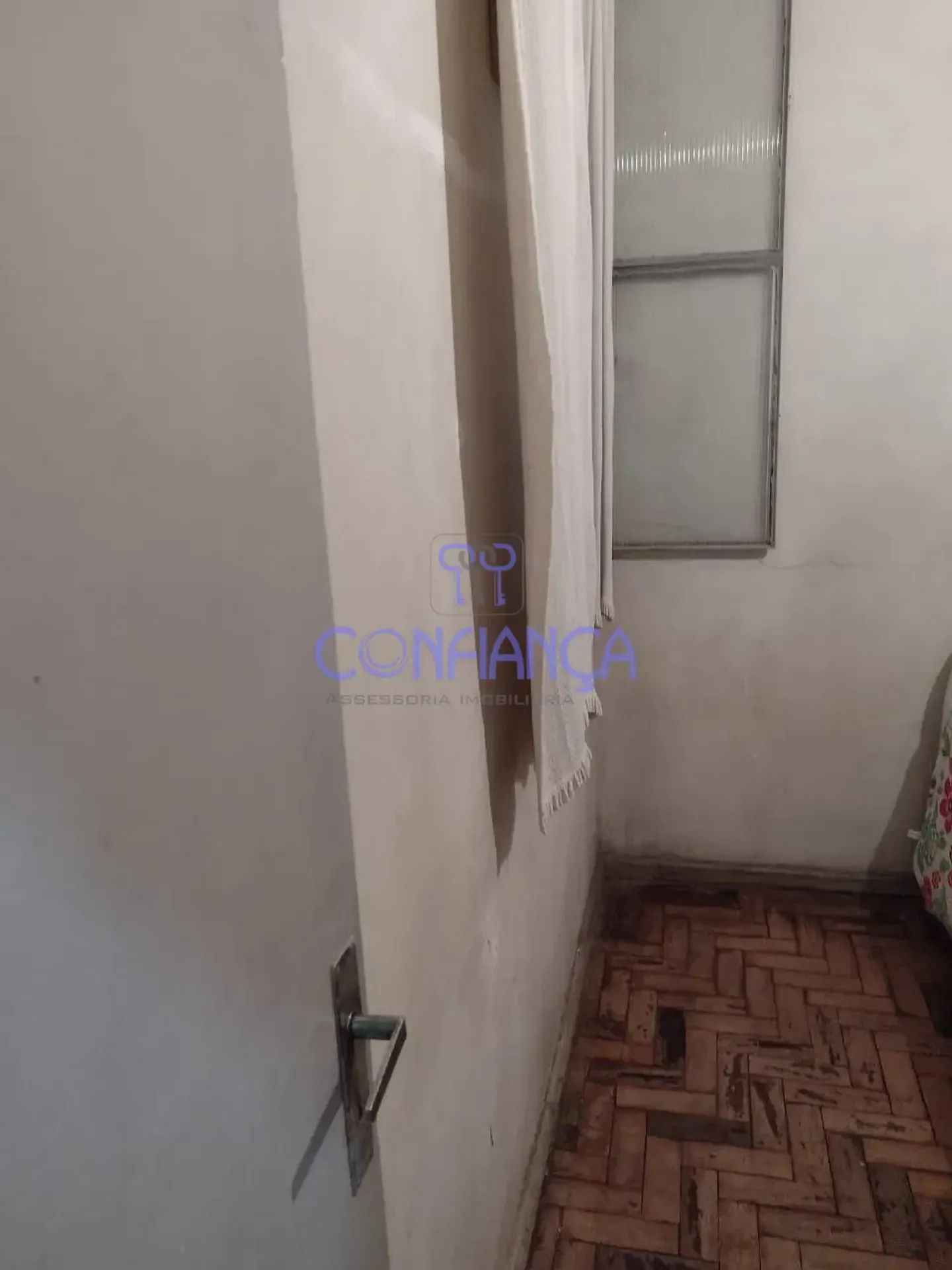 Casa mobiliada com cozinha e fogão a gás — photo 36