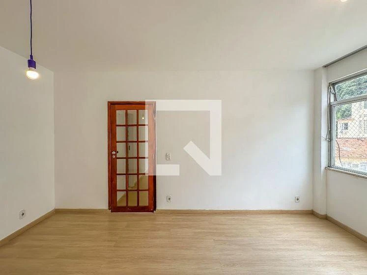 2-bedroom apartment with a mountain view — photo 24