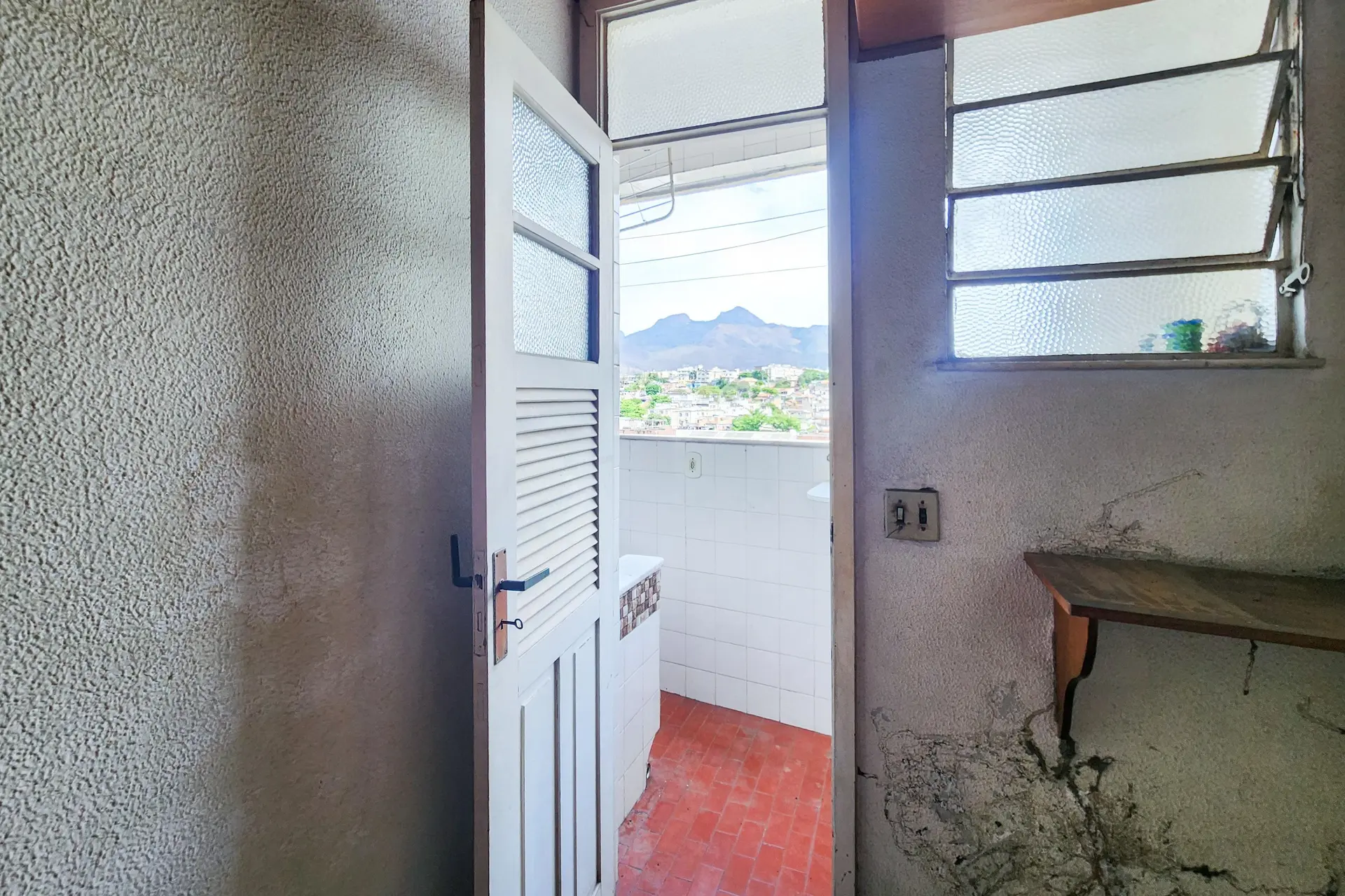 1-bedroom unfurnished apartment with 1 bathroom and parking — photo 15