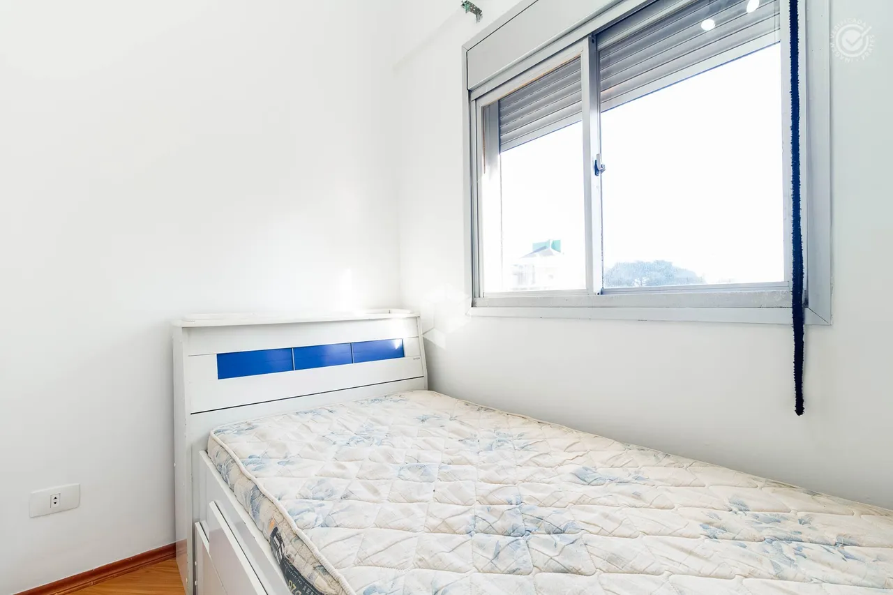 2-bedroom apartment with a private BBQ area — photo 12