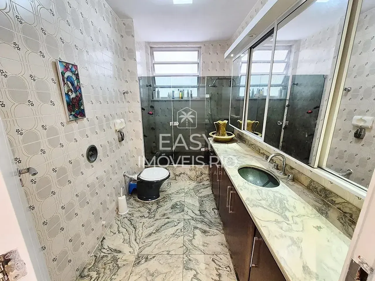 Apartamento sin amueblar con 4 dormitorios y balcón de vidrio — photo 6