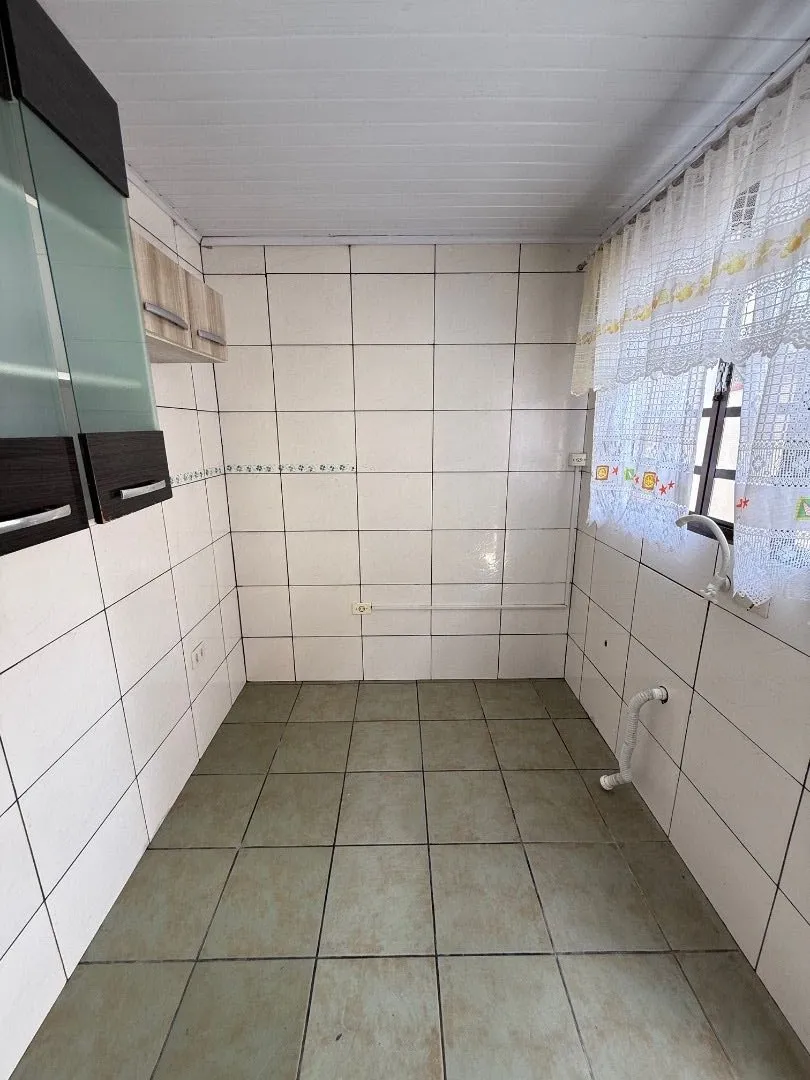 One-bedroom, 40 m² house in Curitiba — photo 2