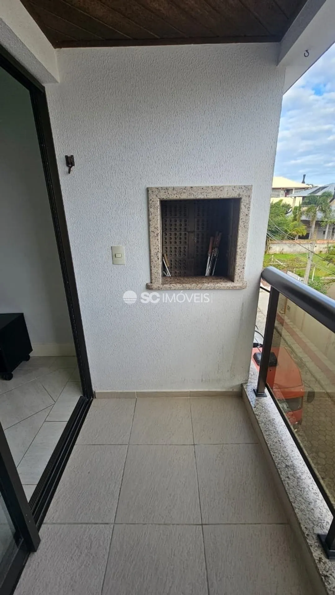 Furnished 1-bedroom apartment with 45 m² and parking space — photo 27
