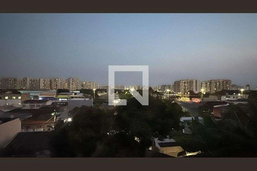 Estúdio de 30 m² com cozinha compacta e máquina de lavar — photo 9