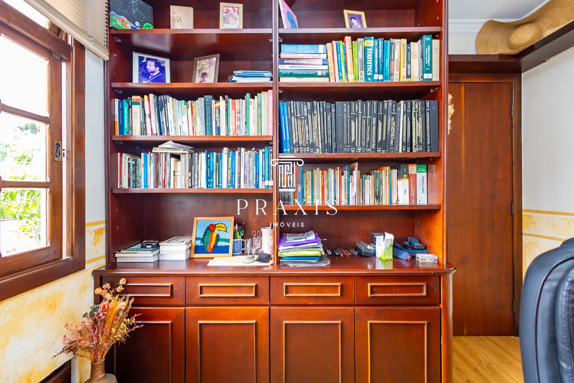 207 m² house with 5 bedrooms, 2 suites and 2 parking — photo 3