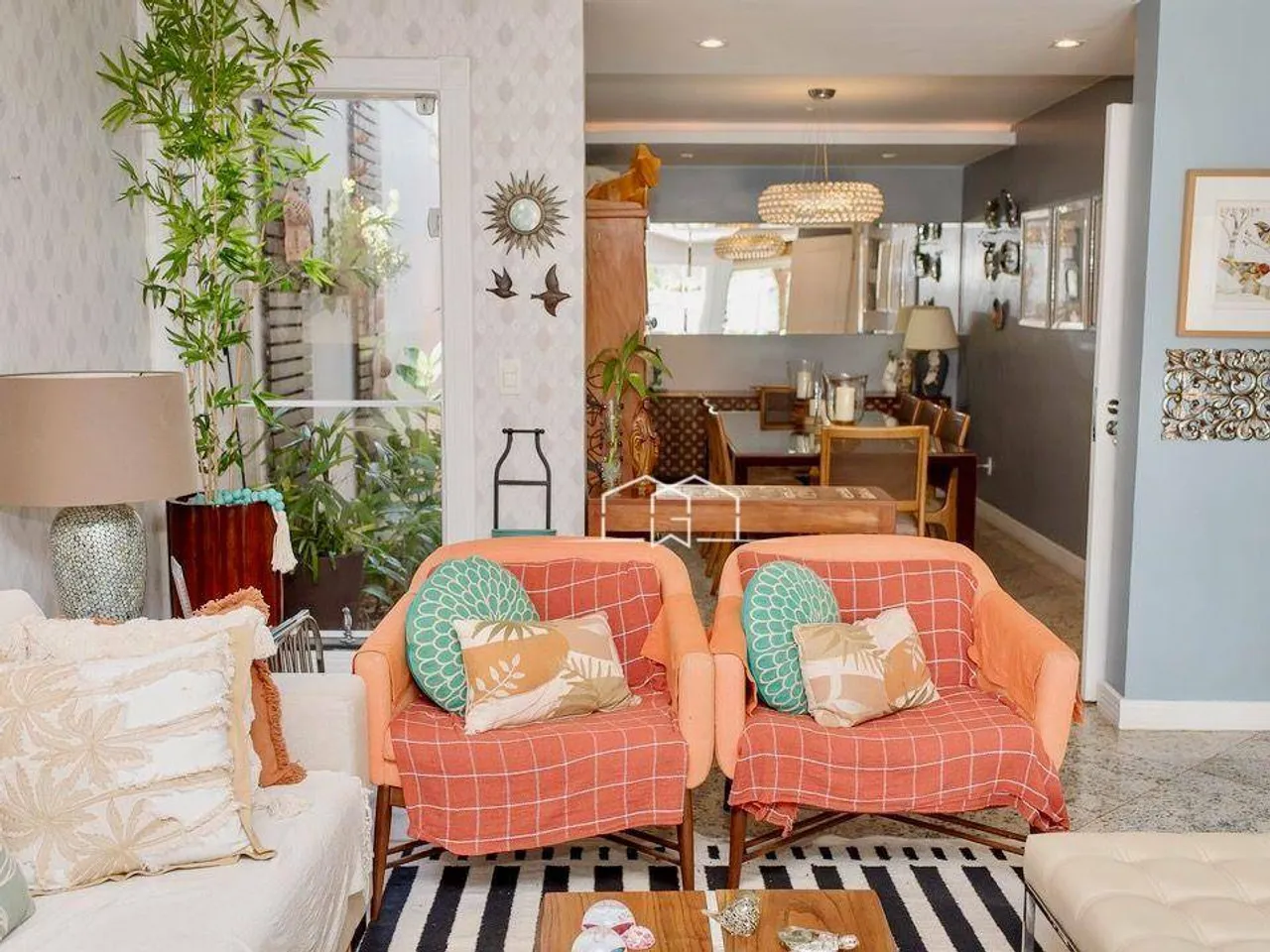 Furnished house with 4 bedrooms and 5 bathrooms — photo 13