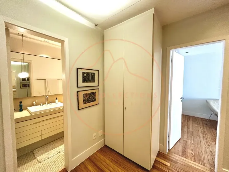 Furnished apartment, 419 m², with a bathtub — photo 66