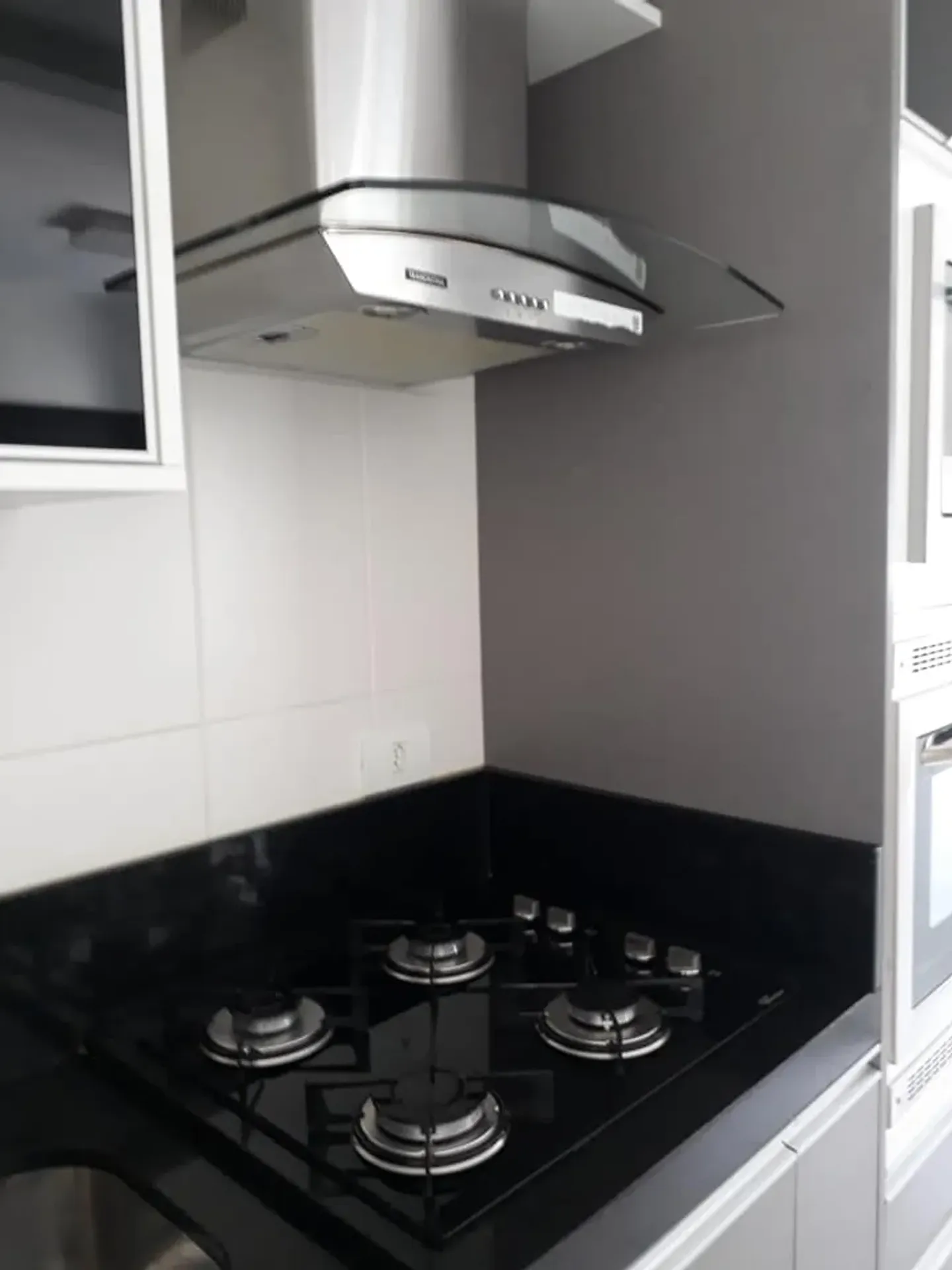 Меблированная квартира 76 м² с 1 сюитом и 9 этажом