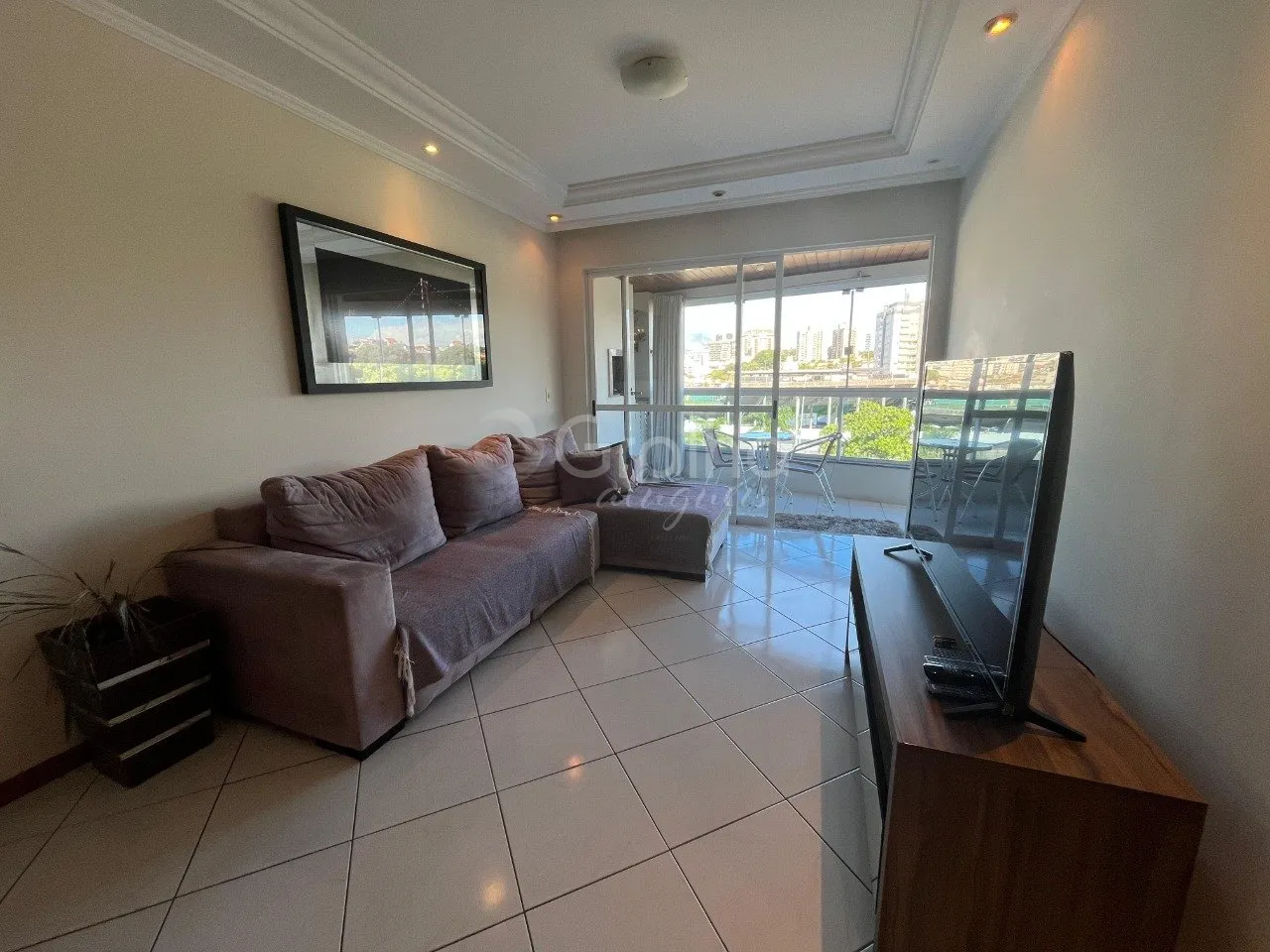 Apartamento amueblado de 2 dormitorios con parrilla en balcón — photo 10