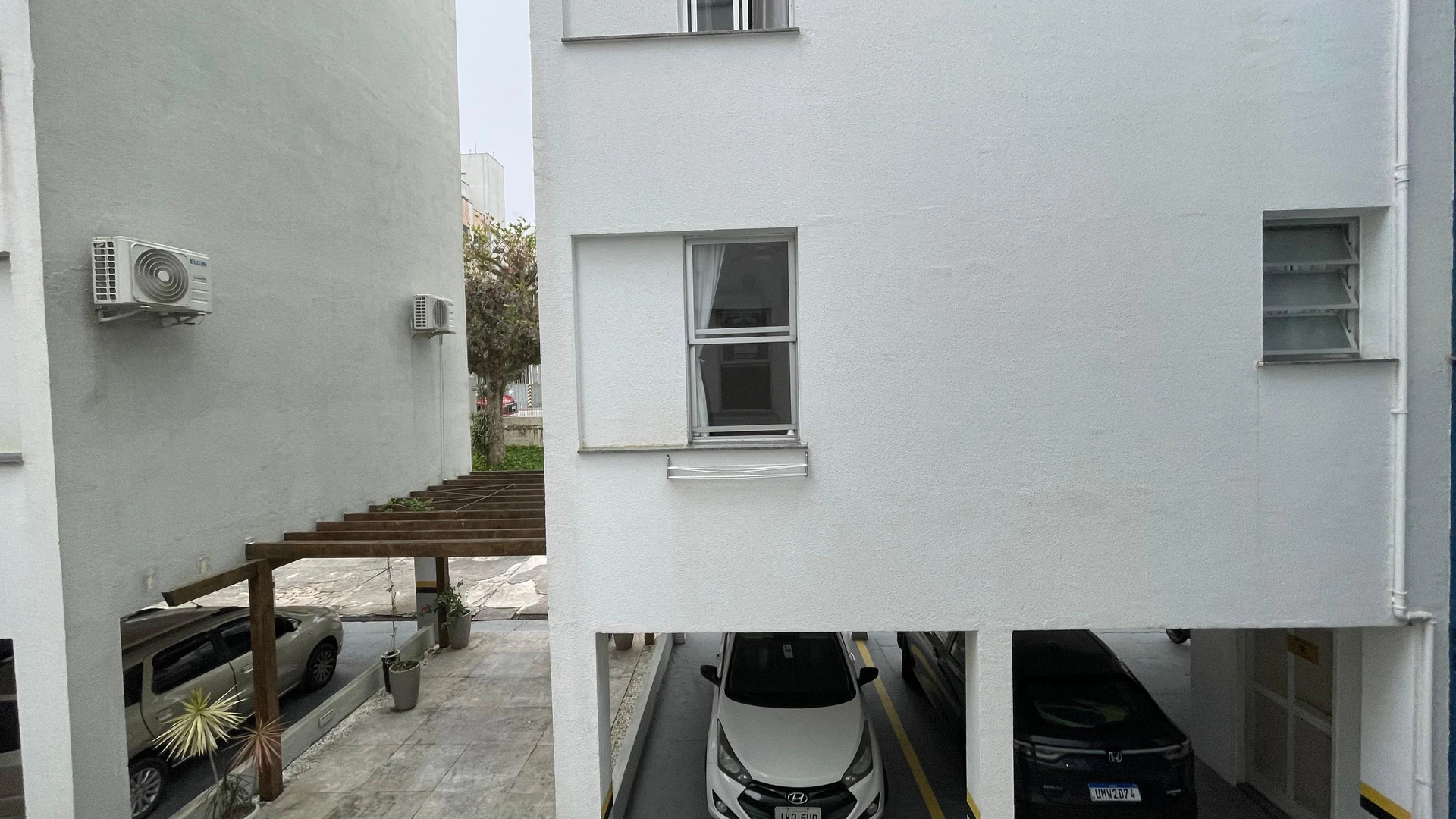 Apartment, 70 m², with wood or laminate floors — photo 12
