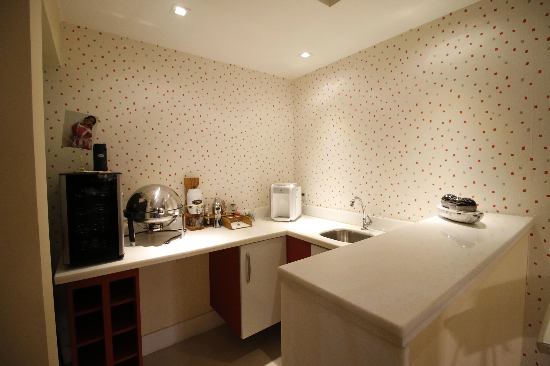 Furnished house, 230 m², with a glass-enclosed balcony — photo 48