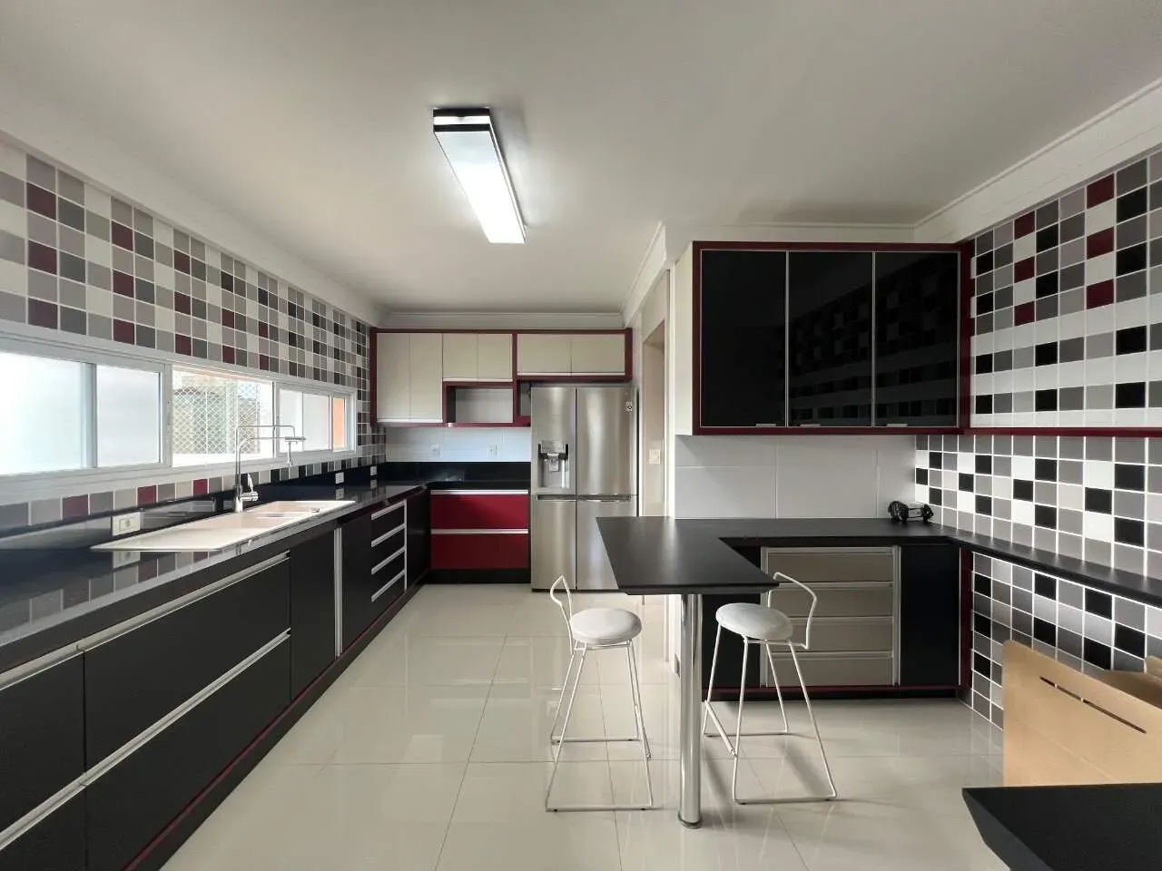 Apartamento amueblado de 3 suites con 172 m² en el 12º piso — photo 4