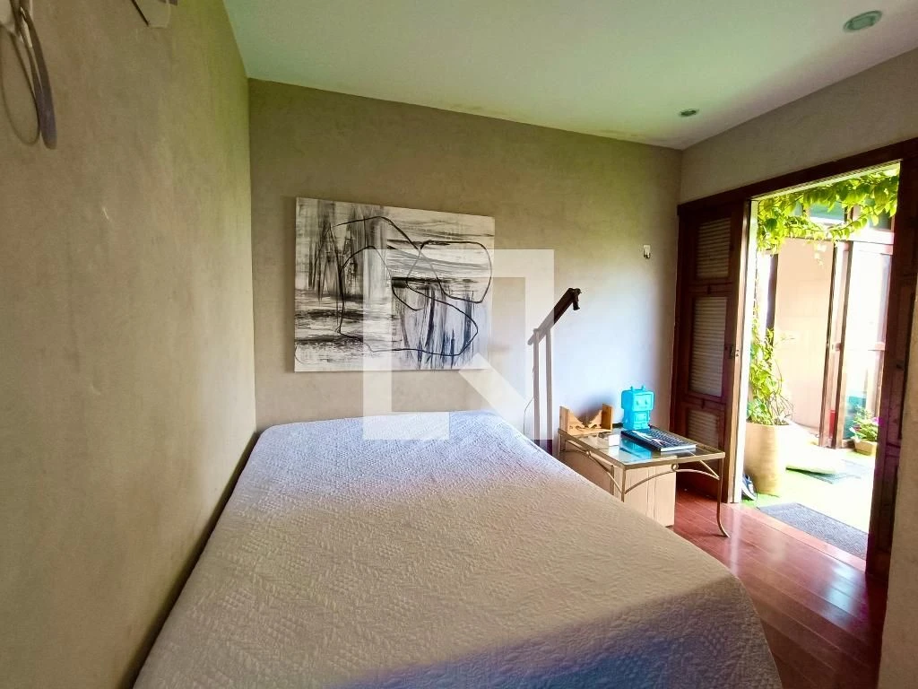 Furnished 2-bedroom apartment with private balcony BBQ — photo 24