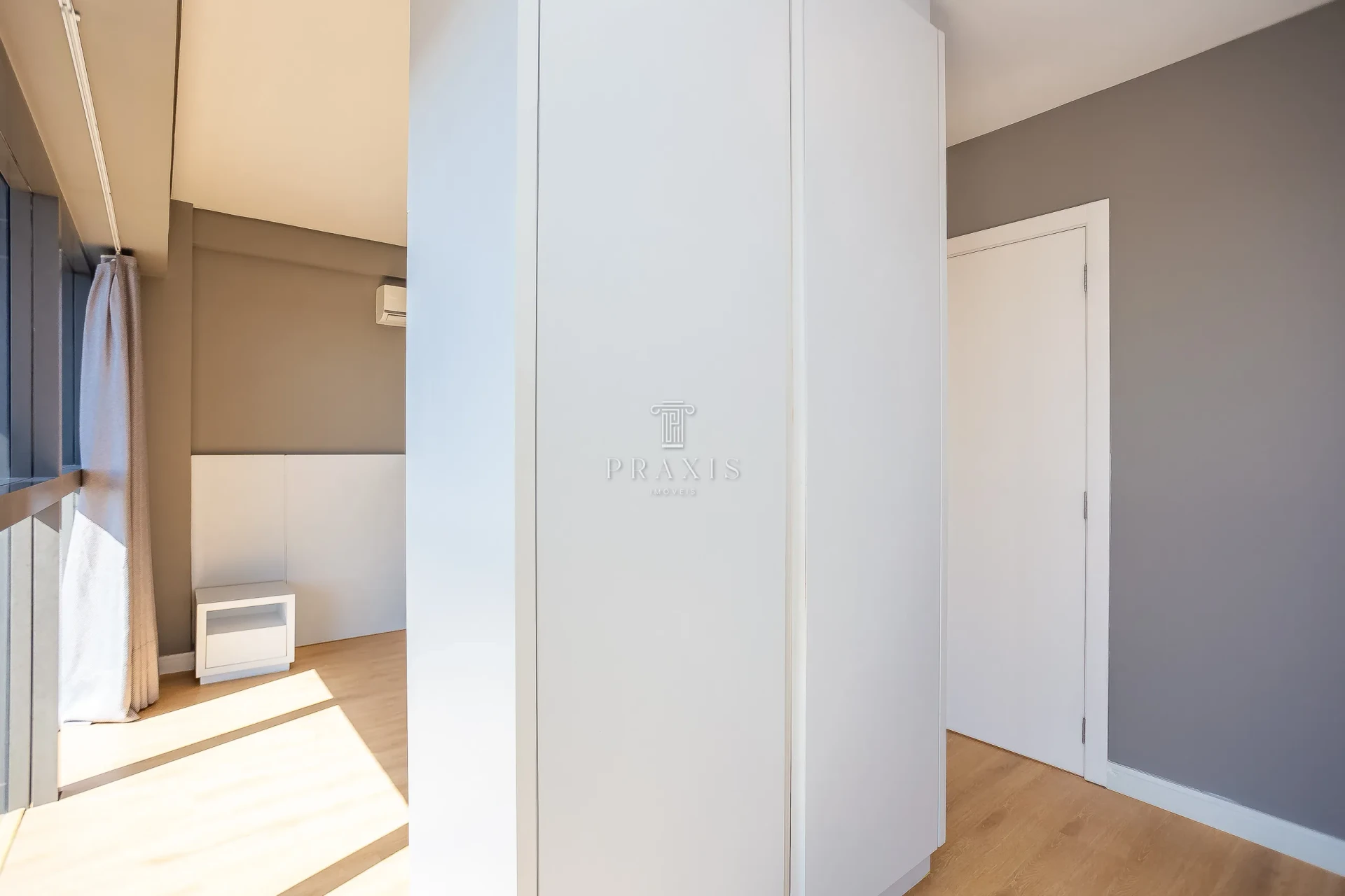 2-bedroom apartment with a home office — photo 42