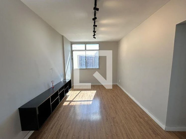 63 m² apartment with a home office and a washing machine — photo 7