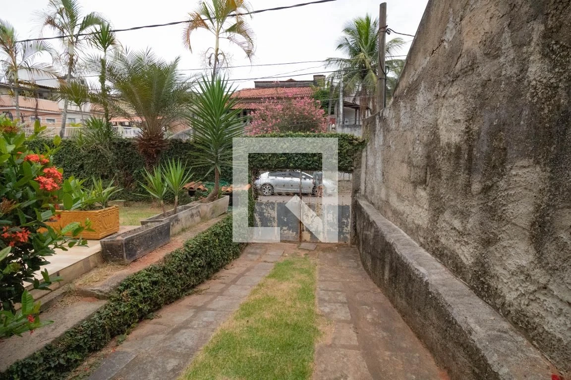 Unfurnished house with balcony, private garden and BBQ — photo 10