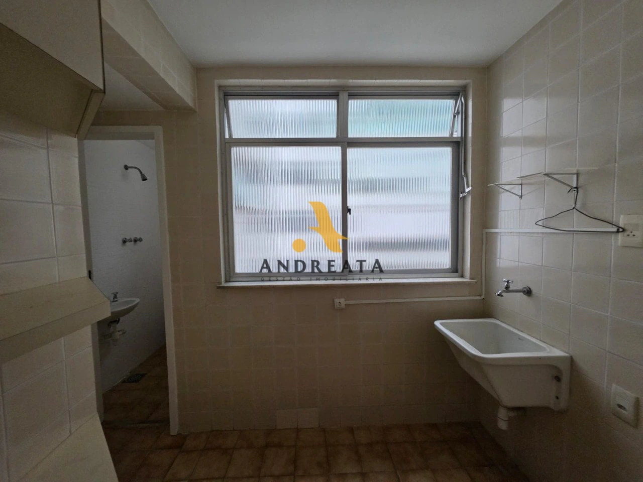 2-bedroom apartment with laundry area and 109 m² — photo 24