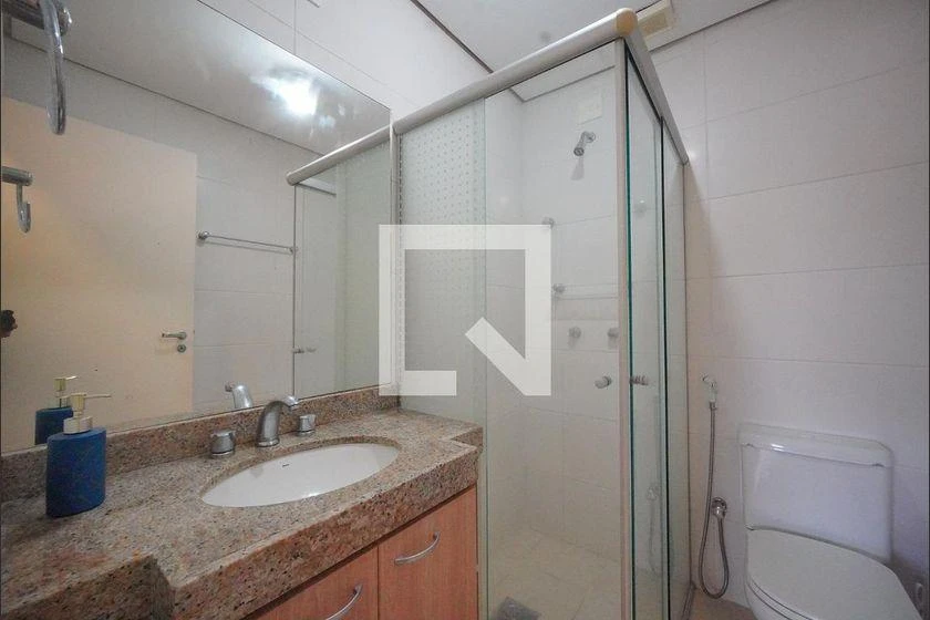 Furnished 80 m² apartment with 2 bedrooms and 2 baths — photo 27