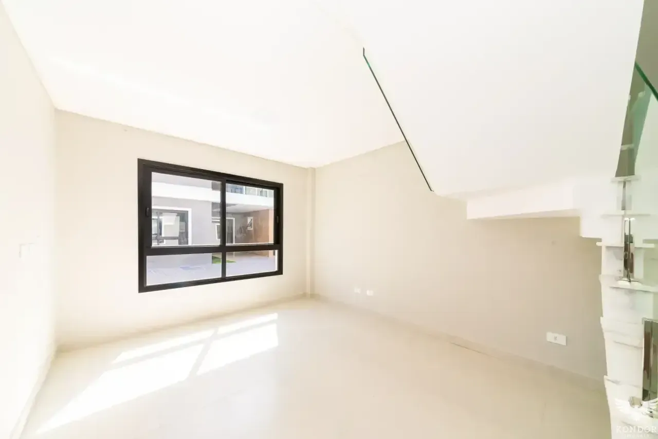 House with 3 bedrooms, 1 en-suite, balcony 135 m² — photo 5