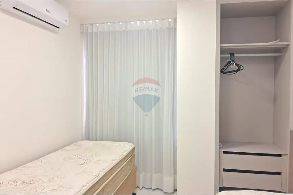 2-bedroom apartment in a building with a coworking space — photo 46