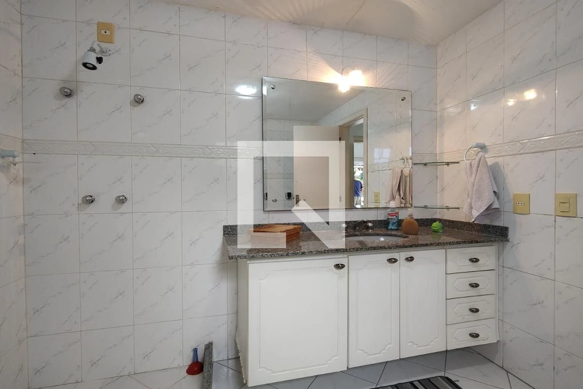 Casa mobiliada com 3 quartos, varanda e 3 banheiros — photo 22