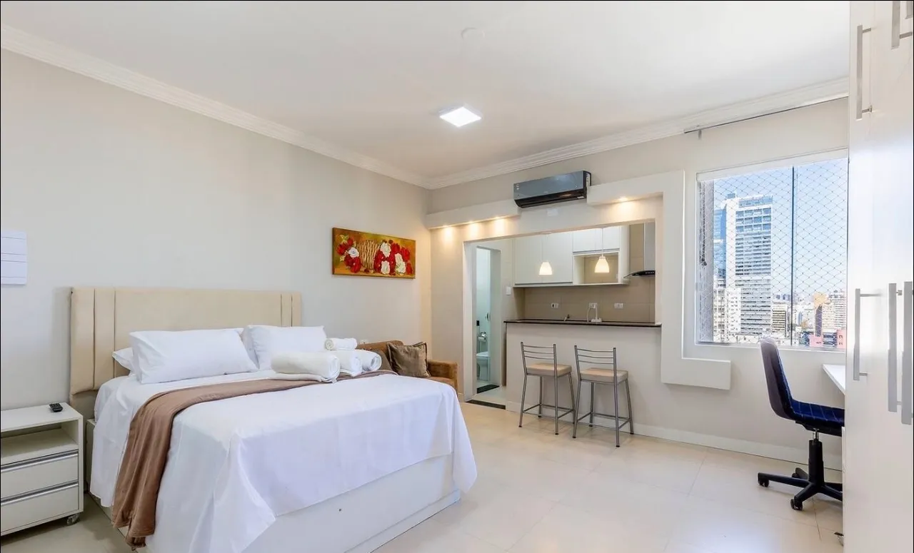 Furnished 1-bedroom apartment with a washing machine — photo 9