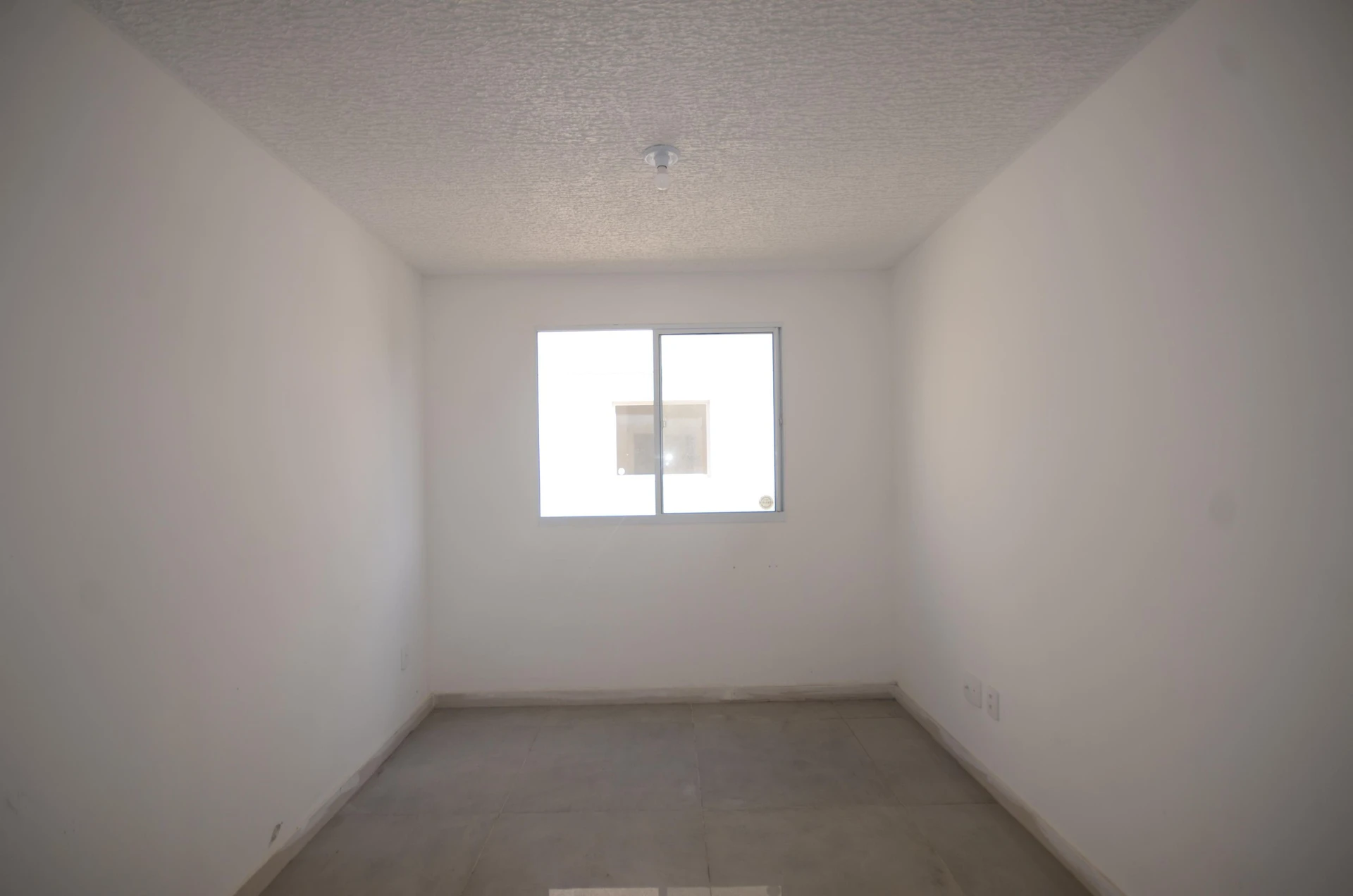 Unfurnished apartment with 2 bedrooms and 1 parking space — photo 6
