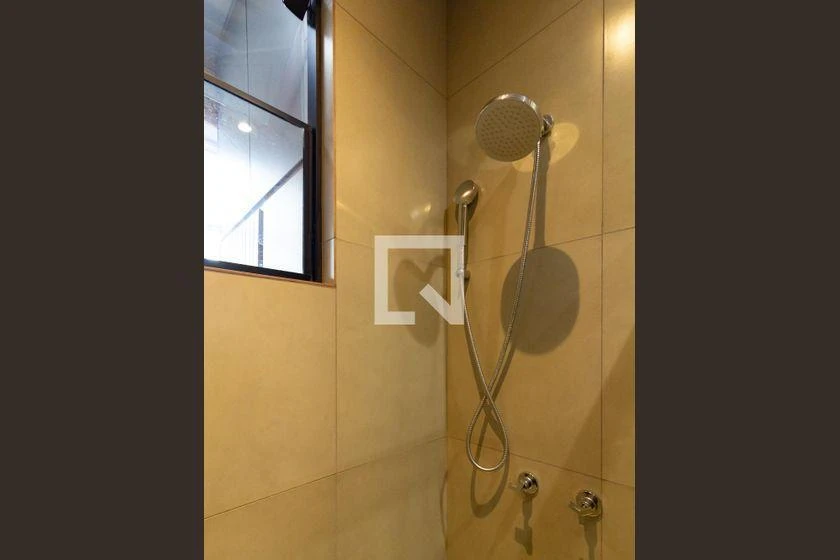Квартира 48 м² з пральною машиною та робочим місцем — photo 19