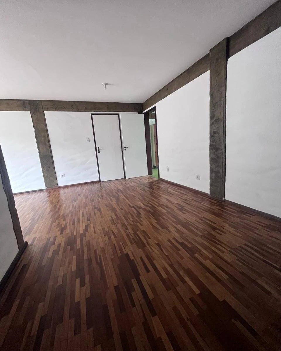 4-bedroom apartment with a home office in Curitiba — photo 23
