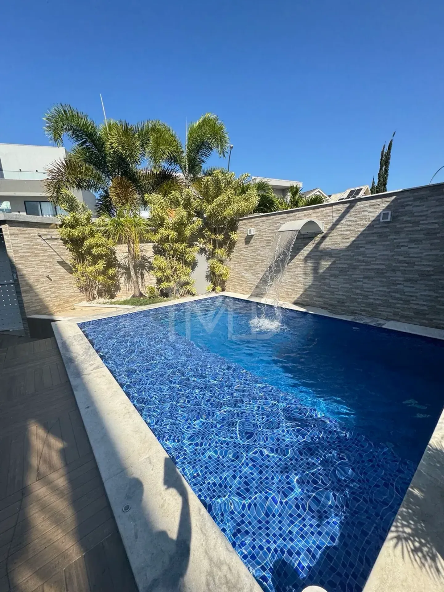 Furnished house with 4 suites and pool, 350 m² — photo 21