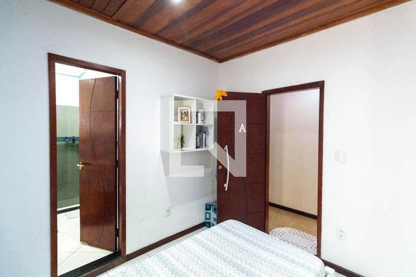 Casa de 5 quartos com espaço de home office — photo 25