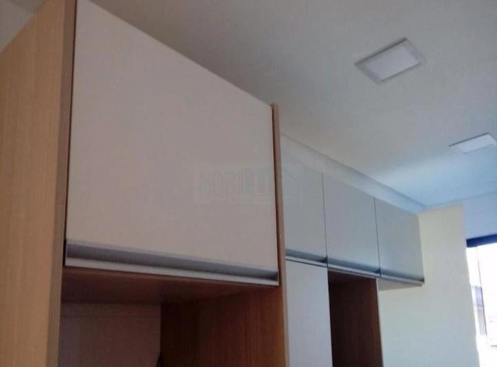 Apartamento de 2 dormitórios com suíte e 75 m² — photo 2
