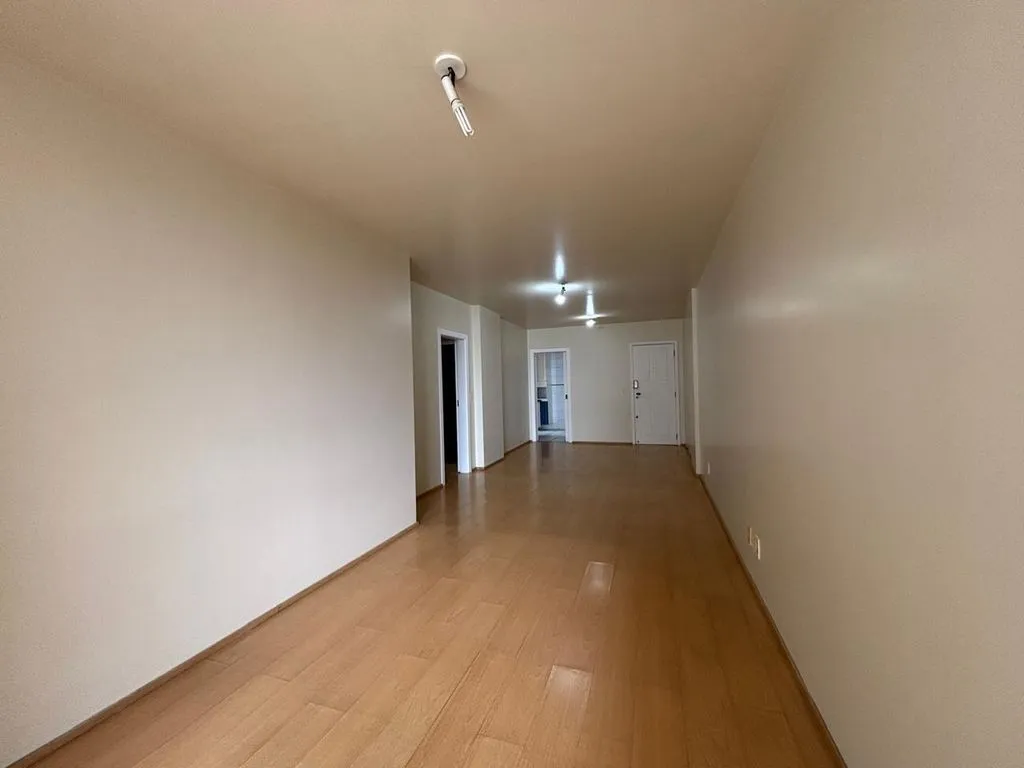 113 m² apartment with a bathtub and a water view — photo 15