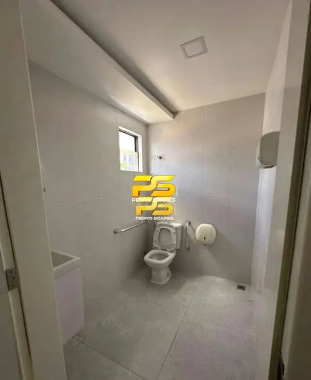 600 m² unfurnished apartment with 11 bedrooms and 5 baths — photo 6