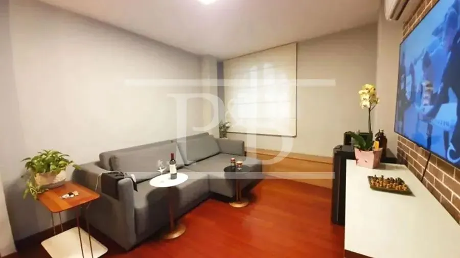Furnished 2-bedroom apartment with open-plan gas kitchen — photo 17