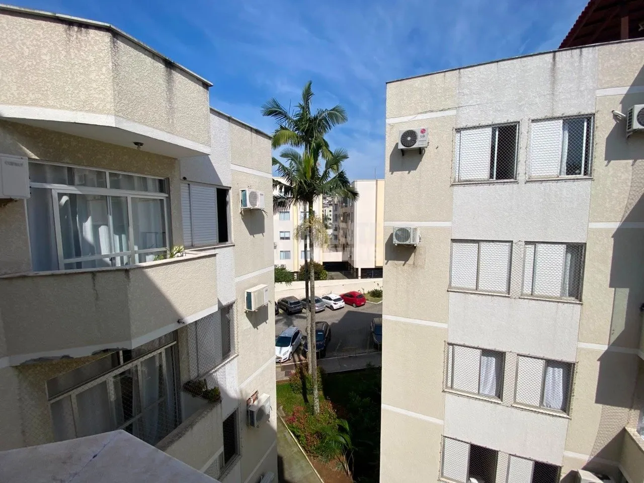Квартира 82 м² з 2 спальнями та балконом — photo 19