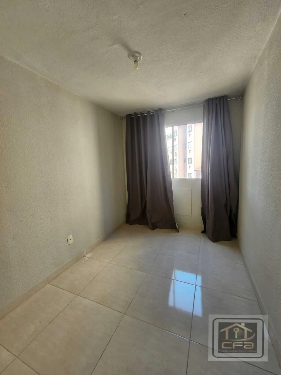 Apartamento de 2 quartos com banheiro e box de vidro — photo 15