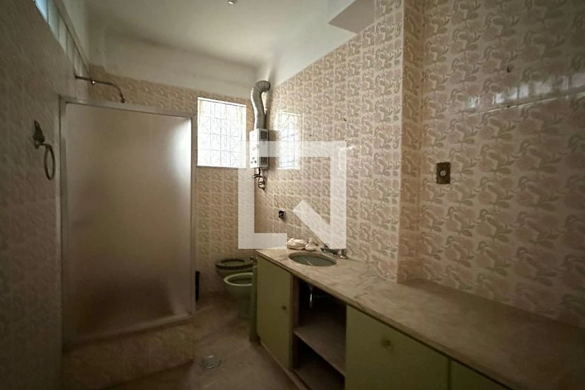 Mountain view in a 2-bedroom apartment, 110 m² — photo 24