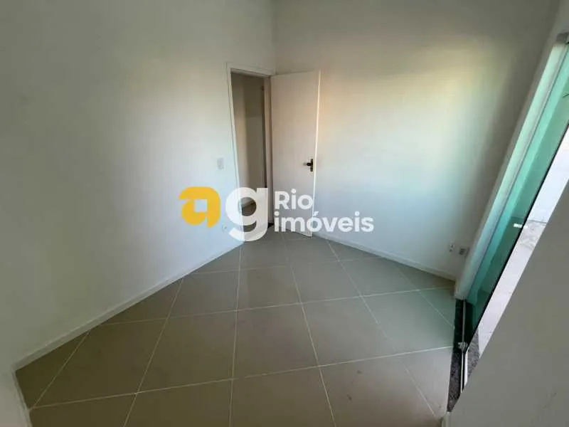 Apartment with closed-off gas kitchen and 3 bedrooms — photo 7