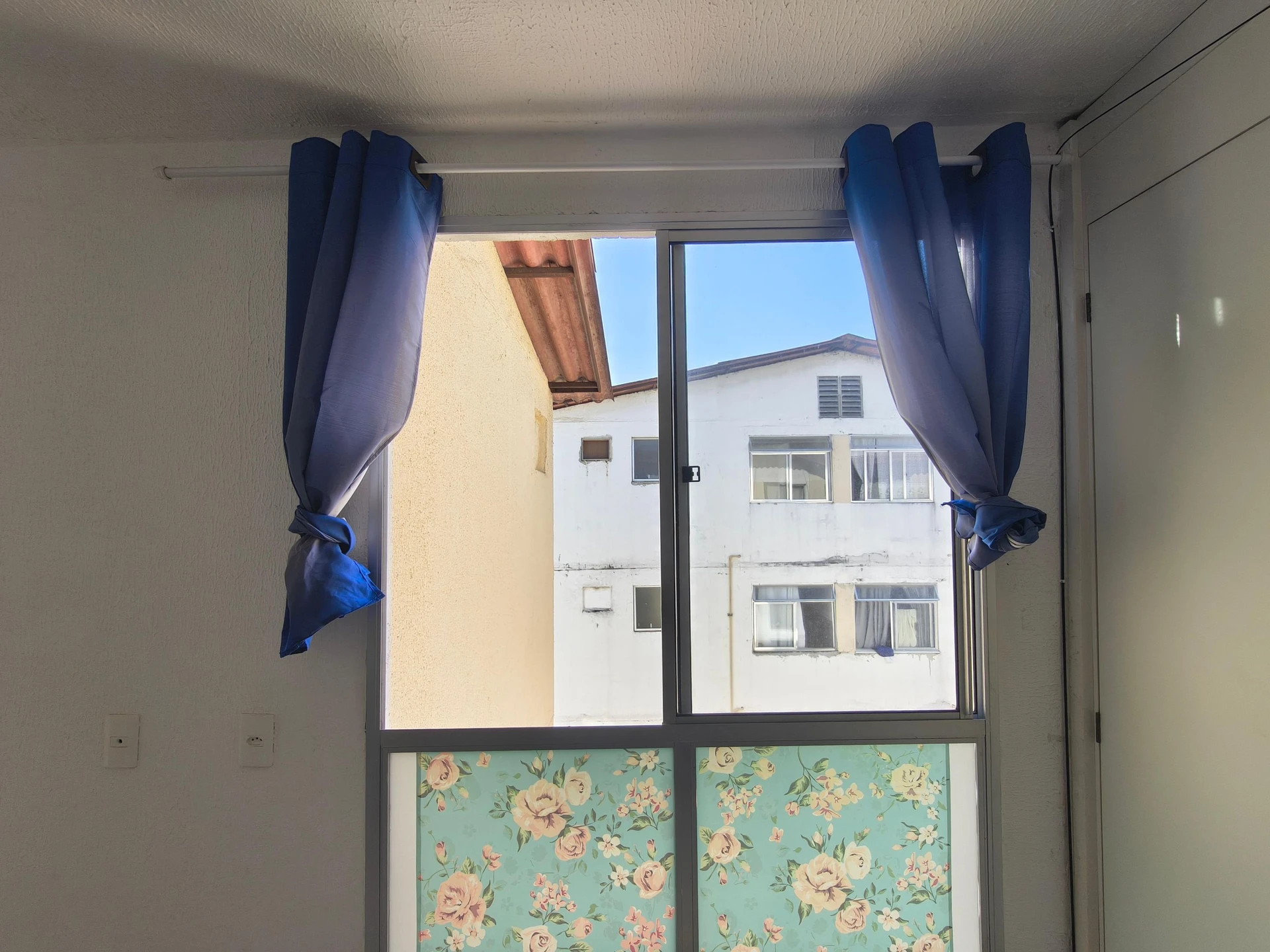 Furnished apartment with gas kitchenette and 2 bedrooms — photo 14