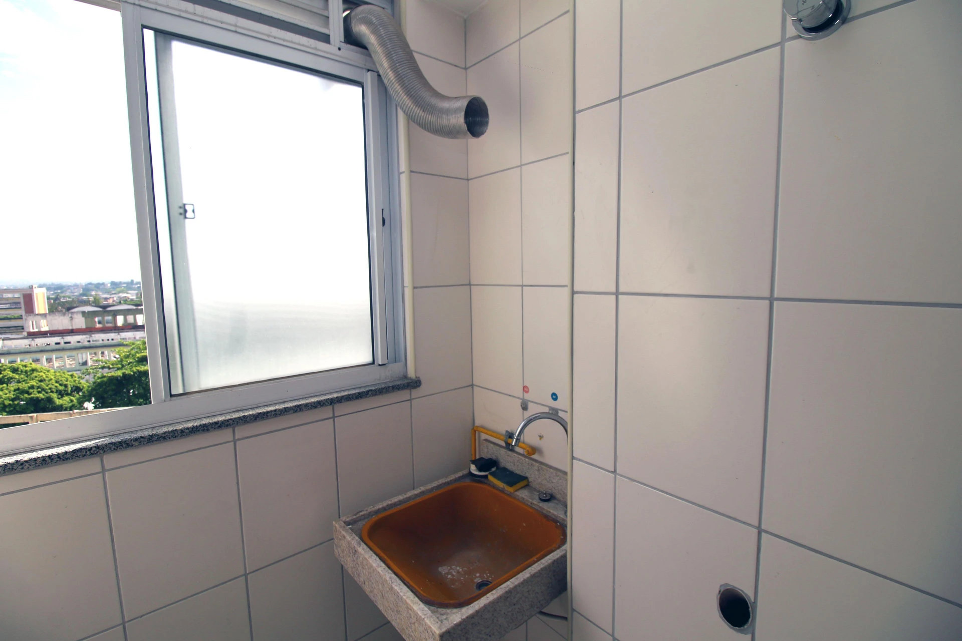 Apartamento de 2 quartos em condomínio com academia — photo 8