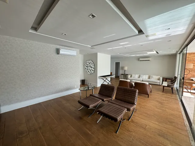 Apartamento com 3 dormitórios e varanda envidraçada — photo 16