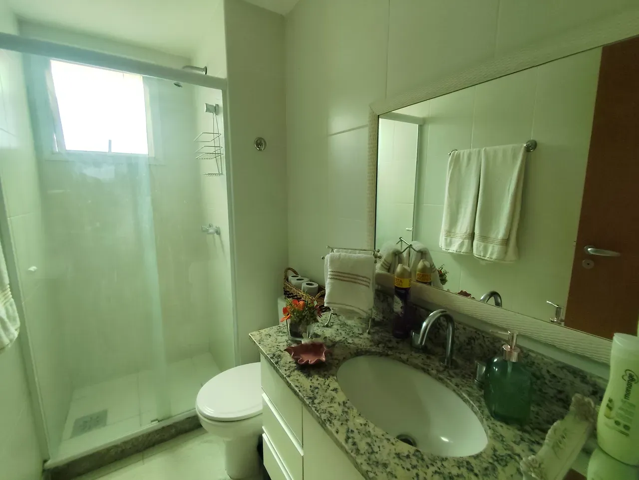 Furnished 3-bedroom apartment with open-plan kitchen — photo 12
