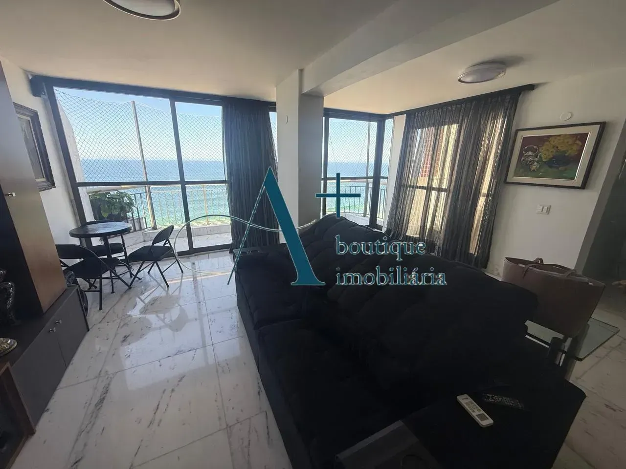 Triplex penthouse with 3 bedrooms and 3 bathrooms — photo 23