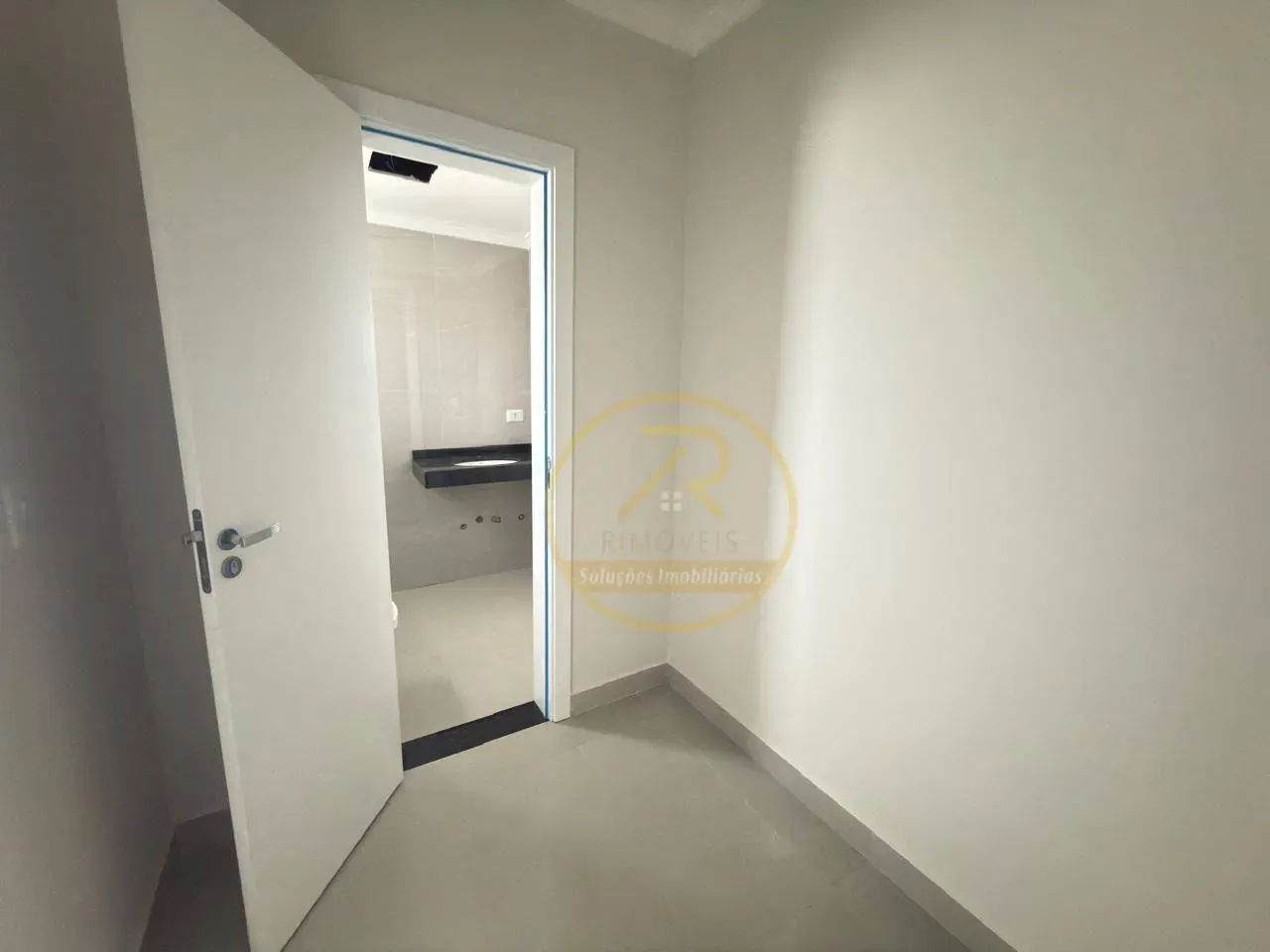 House 100 m² with 3 bedrooms and 2 parking spots — photo 10