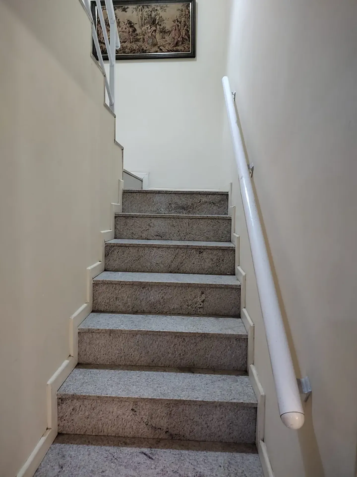 Unfurnished 188 m² house with 4 bedrooms and 4 bathrooms — photo 25