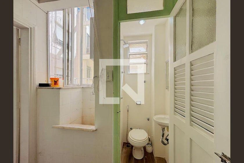 142 m² rental apartment with 3 bedrooms and separate kitchen — photo 37