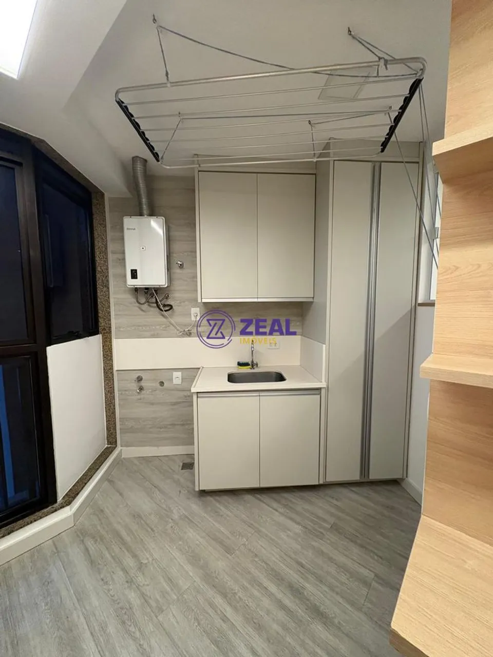2-bedroom apartment with 3 bathrooms and 105 m² — photo 10